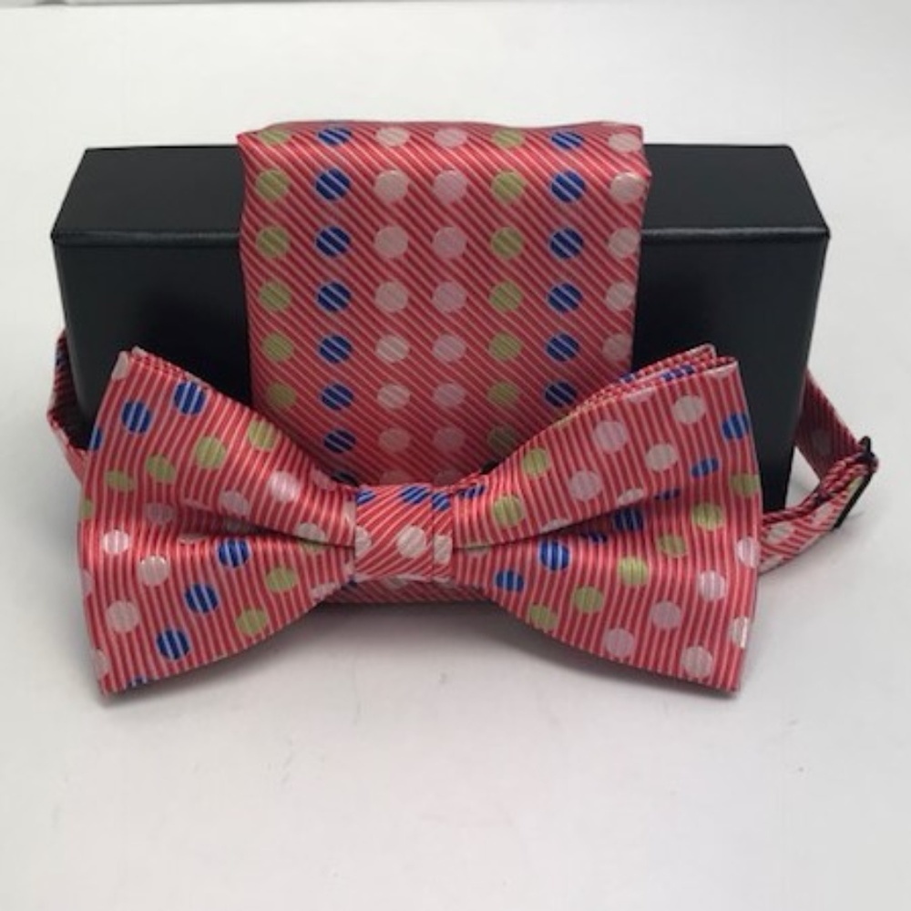 Barcelona Men's Bow Tie & Hanky Set Fuchsia Royal Blue Polka Dots Pattern